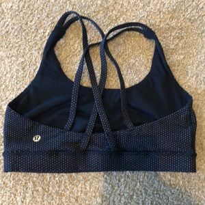 Lululemon sports bra